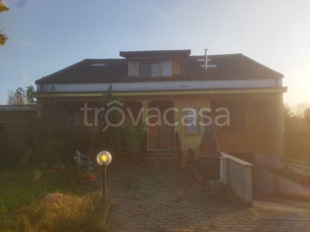 casa indipendente in vendita a Verolengo
