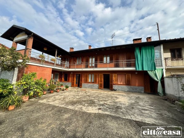 casa indipendente in vendita a Verolengo