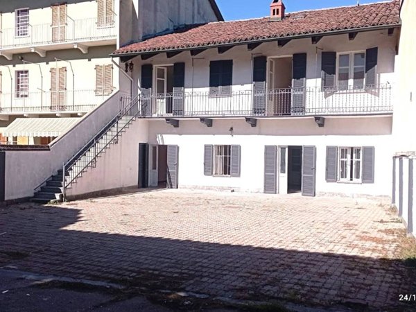 casa indipendente in vendita a Verolengo in zona Casabianca