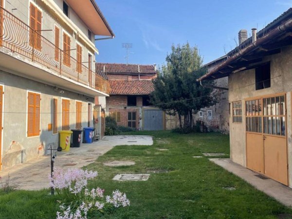 casa indipendente in vendita a Verolengo in zona Casabianca