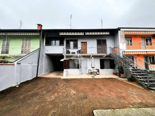 appartamento in vendita a Verolengo in zona Borgo Revel