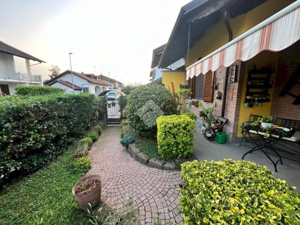 casa indipendente in vendita a Verolengo in zona Casabianca