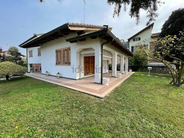 casa indipendente in vendita a Verolengo