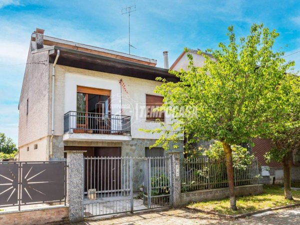 casa indipendente in vendita a Verolengo