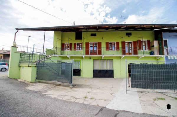 casa semindipendente in vendita a Verolengo in zona Casabianca