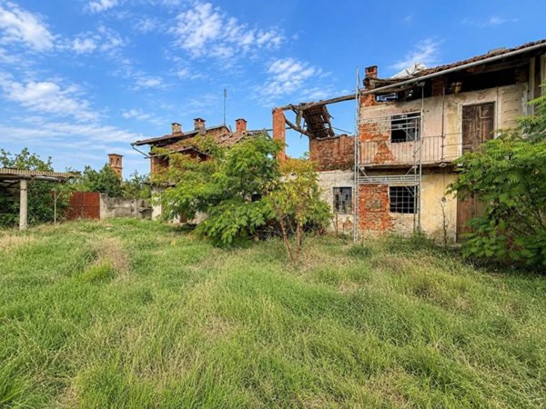 casa indipendente in vendita a Verolengo in zona Borgo Revel