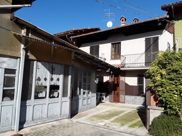 casa indipendente in vendita a Verrua Savoia