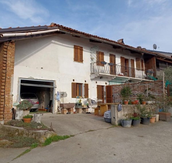 casa indipendente in vendita a Verrua Savoia