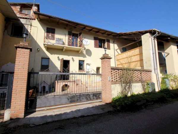 casa indipendente in vendita a Verrua Savoia