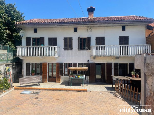 casa indipendente in vendita a Verrua Savoia