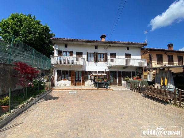 casa indipendente in vendita a Verrua Savoia
