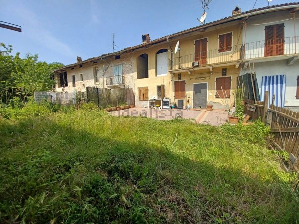 casa semindipendente in vendita a Verrua Savoia