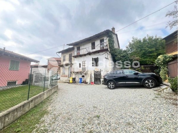 casa semindipendente in vendita a Verrua Savoia