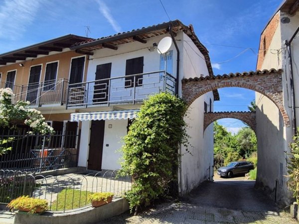 casa indipendente in vendita a Verrua Savoia