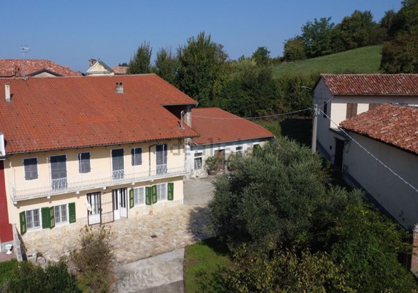 casa indipendente in vendita a Verrua Savoia