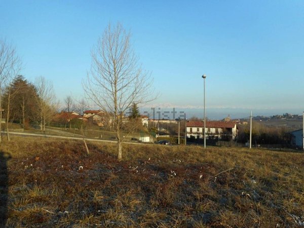 terreno edificabile in vendita a Verrua Savoia