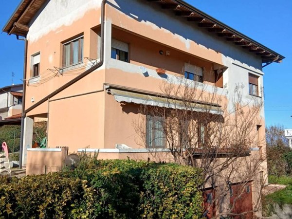 casa indipendente in vendita a Verrua Savoia