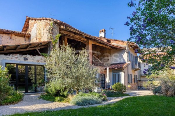 casa indipendente in vendita a Verrua Savoia