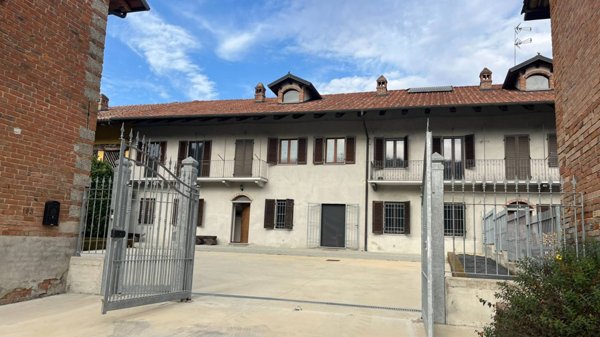 casale in vendita a Verrua Savoia