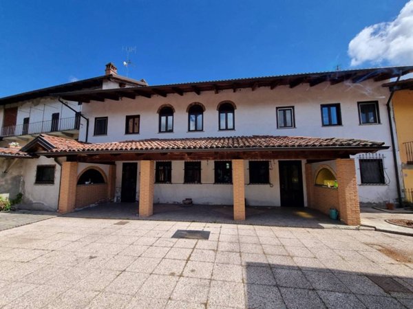 casa indipendente in vendita a Verrua Savoia