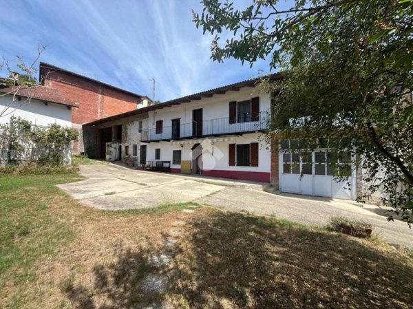 casa indipendente in vendita a Verrua Savoia