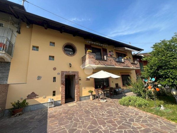 casa indipendente in vendita a Verrua Savoia