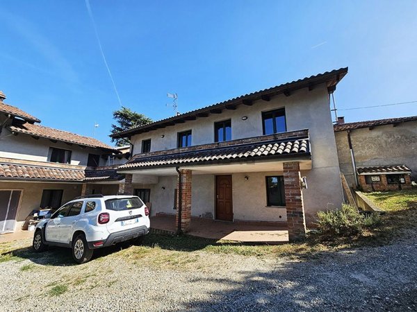 casa indipendente in vendita a Verrua Savoia