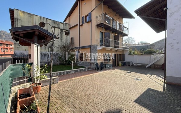 casa indipendente in vendita a Vestignè