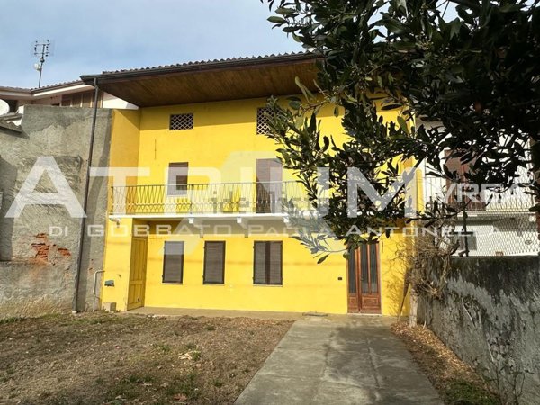quadrivano in vendita a Vestignè