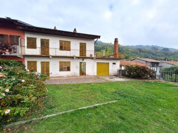 casa indipendente in vendita a Vestignè
