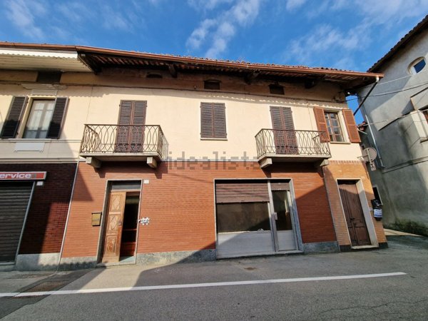 casa indipendente in vendita a Vestignè