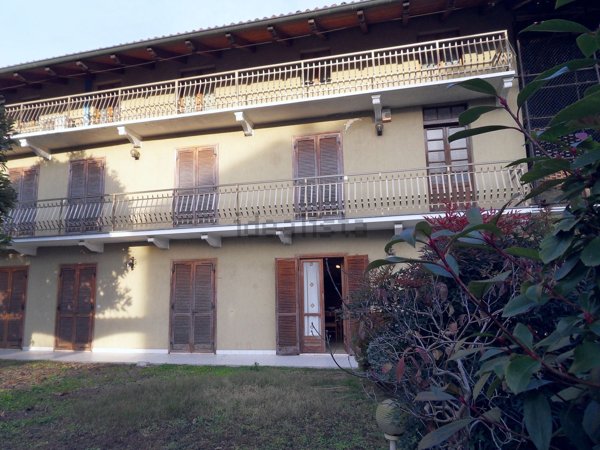 casa indipendente in vendita a Vestignè