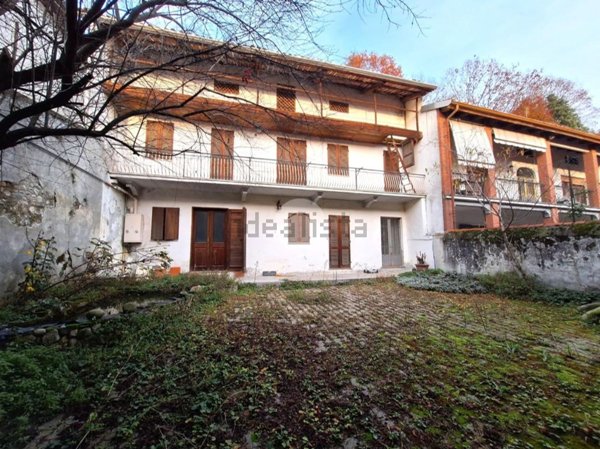 casa semindipendente in vendita a Vestignè