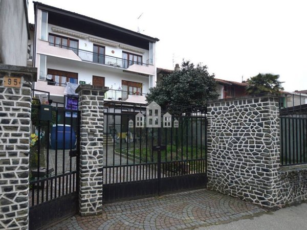 casa indipendente in vendita a Vestignè