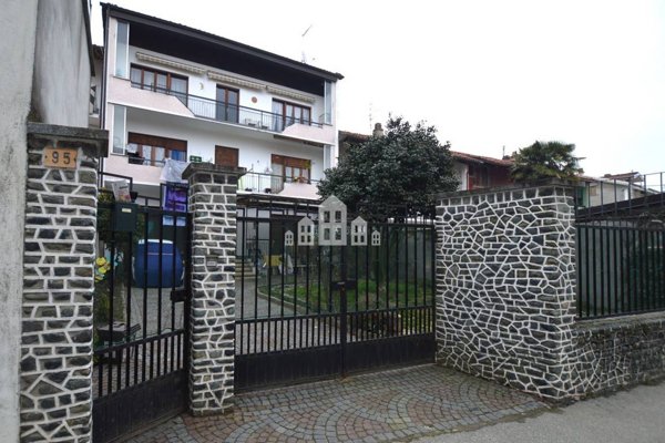 casa indipendente in vendita a Vestignè