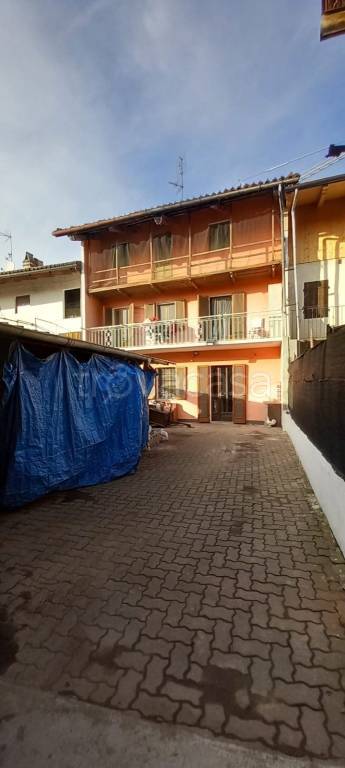 casa indipendente in vendita a Vestignè