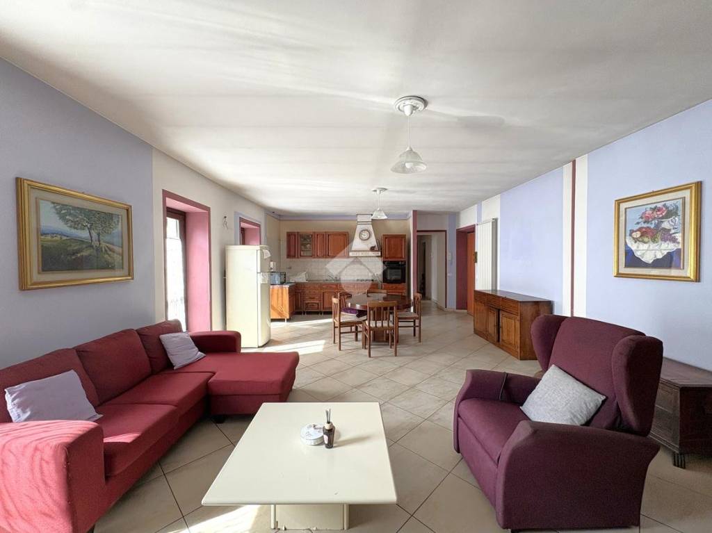 casa indipendente in vendita a Vestignè