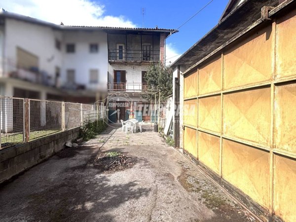 casa indipendente in vendita a Vestignè