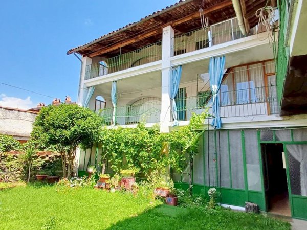 casa indipendente in vendita a Vialfrè