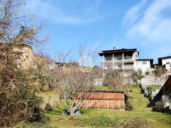 casa semindipendente in vendita a Vialfrè