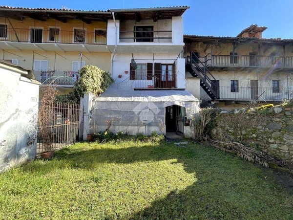 casa semindipendente in vendita a Vialfrè