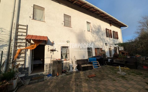 casa indipendente in vendita a Vialfrè