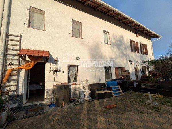 casa indipendente in vendita a Vialfrè
