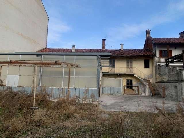 casale in vendita a Vigone