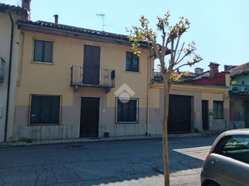 casa indipendente in vendita a Vigone