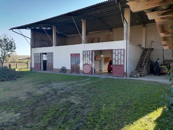 casa semindipendente in vendita a Vigone