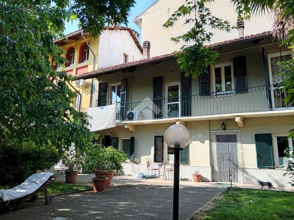 casa indipendente in vendita a Vigone