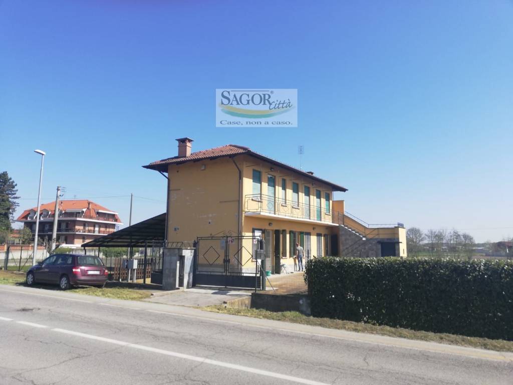 casa indipendente in vendita a Vigone