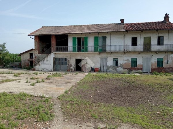 casa indipendente in vendita a Vigone