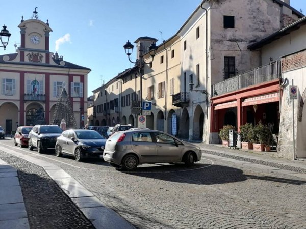 casa indipendente in vendita a Vigone